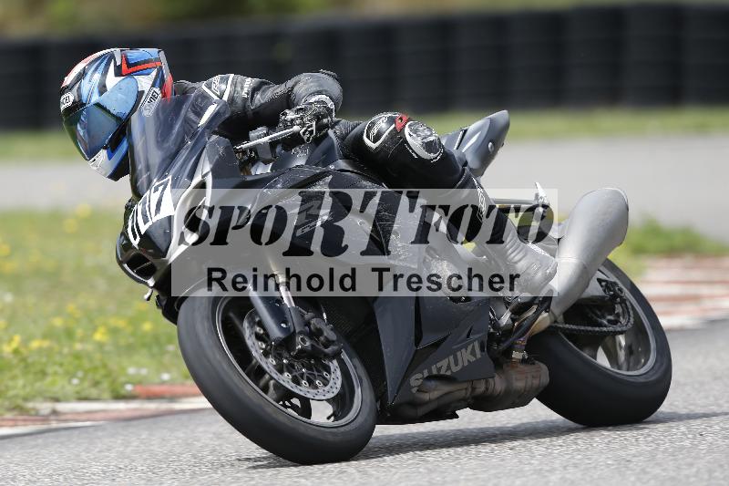 /37 28.07.2025 Dunlop Ride und Test Day ADR/Trackday Erfahren gelb Trackday schnell  rot/117